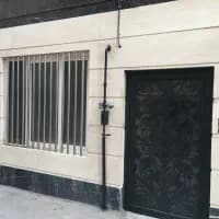 ملک دربست با موقعیت اداری و تجاری