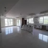 71متر/فول امکانات/خوش نقشه/حیاط اختصاصی