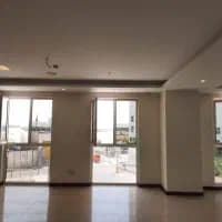 ۱۸۰ متر طبقه اول قدیمی ساخت