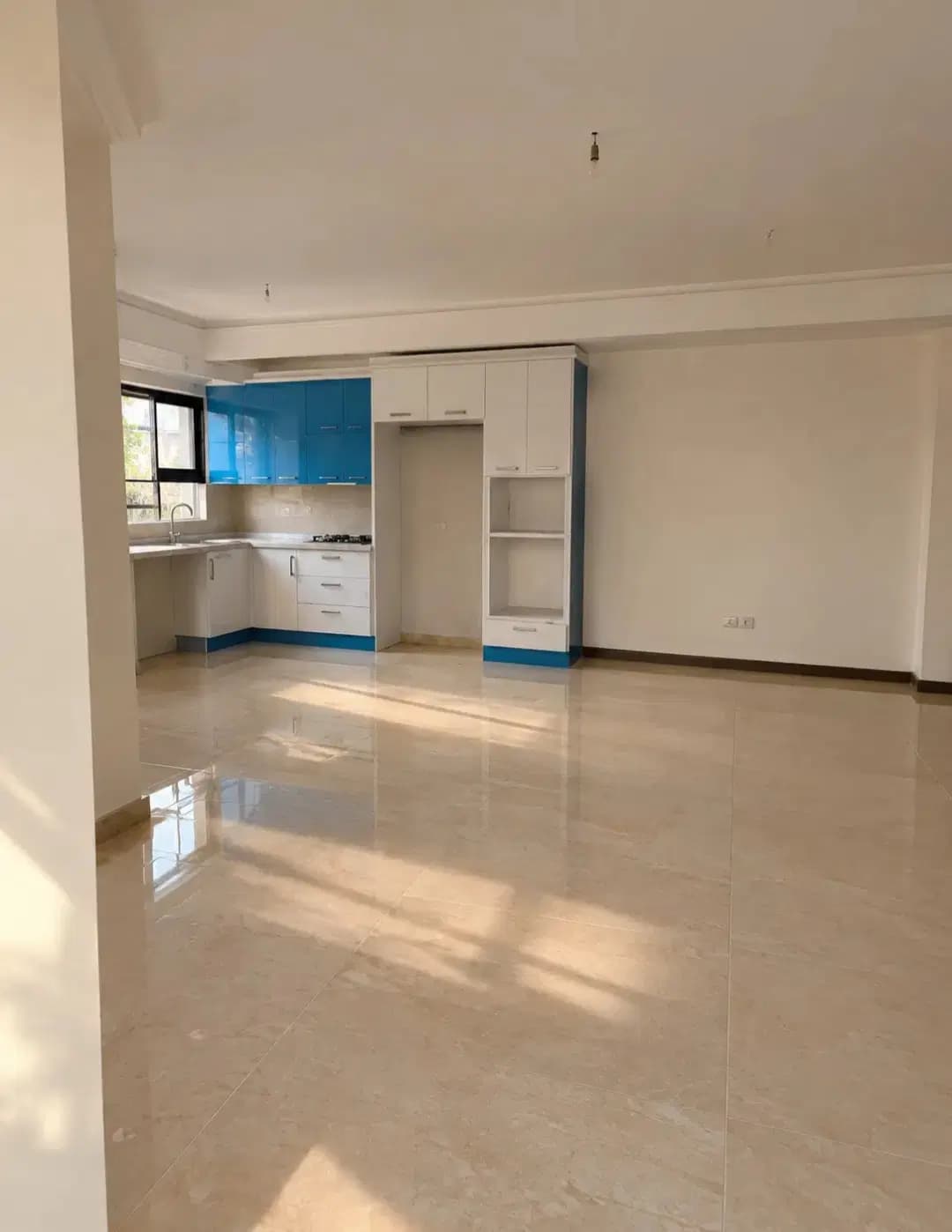 رهن و اجاره آپارتمان 103 متری مطهری