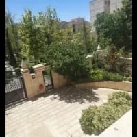 ۱۱۵مترپاسداران/۲۰مترحیاط/لابی۲لاین‌آسانسور/بااصالت