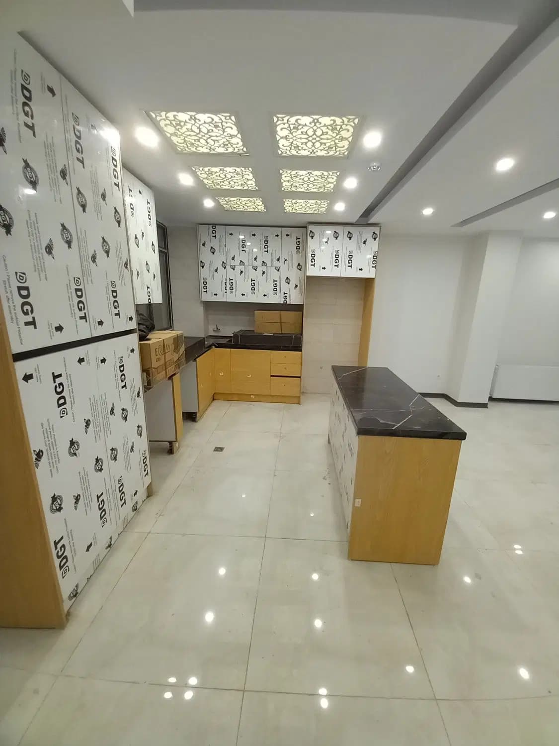 ۱۰۰ متر فول امکانات