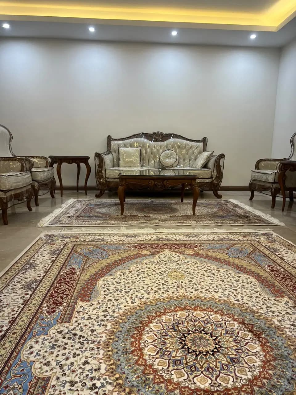 پاسداران/شهید عراقی/ ۱۱۸ متر/ ۲ سال ساخت