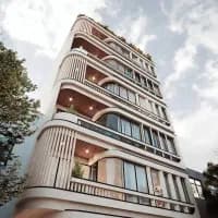 ۱۳۰ متر نوساز مشاعات آبی برج باغ