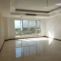 ۱۸۵متر سه خواب/پنجره قدی/نورگیر و دلباز