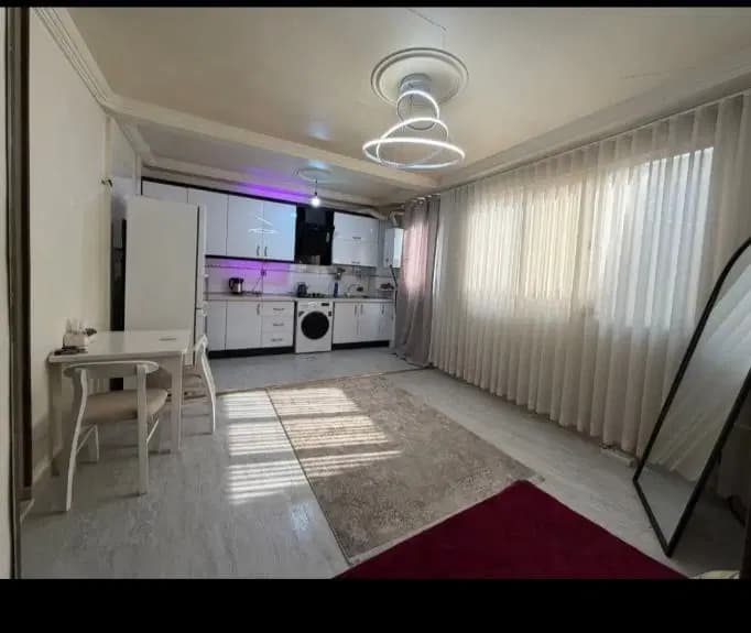 آپارتمان ۴۵متر/تک واحدی/آسانسور/پارکینگ موتور